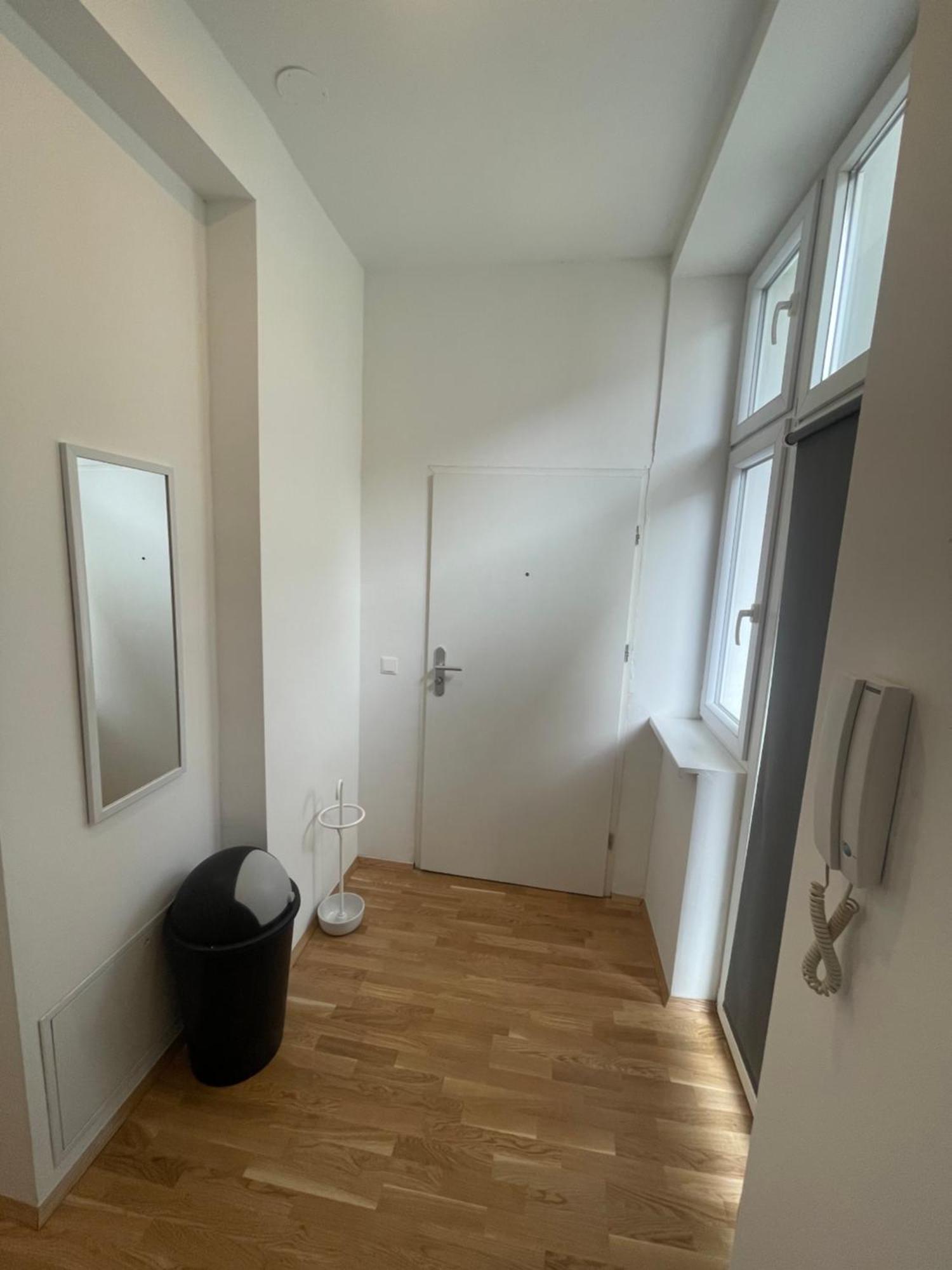 New Apartment With Balcony 11 فيينا المظهر الخارجي الصورة